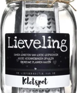 Merkloos Kletspot Lieveling