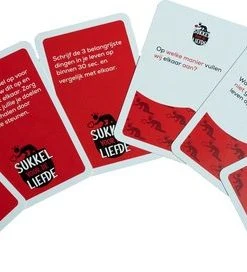 Zuipen Tot We Kruipen? Sukkel Voor De Liefde - Valentijn Cadeautje Voor Hem - 71 Opdrachten & Vragen - Relatiespel -LEERZAME SPELLEN Verkoopwinkel 550x272 2