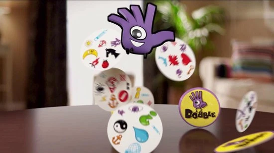 Zygomatic Board Game Studio Dobble Classic - Kaartspel 4 Zygomatic Board Game Studio Dobble Classic - Kaartspel - Afbeelding 2