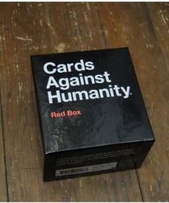 Cards Against Humanity: Red Box -LEERZAME SPELLEN Verkoopwinkel 550x369 5