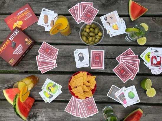 Exploding Kittens Originele Editie - Nederlandstalig Kaartspel 8 Exploding Kittens Originele Editie - Nederlandstalig Kaartspel - Afbeelding 6