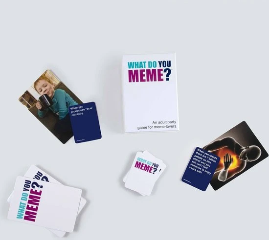 What Do You Meme - Kaartspel / Familiespel / Partyspel - Engelstalige Editie 8 What Do You Meme - Kaartspel / Familiespel / Partyspel - Engelstalige Editie - Afbeelding 6