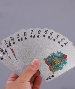 LuxeBass 24K Zilver Speelkaarten Plastic Poker Game Dek Folie Poken Pack Magische Kaarten Waterdichte Kaart Geschenkcollectie Gokken Bordspel - Pokerkaarten - Drankspel Kaarten -LEERZAME SPELLEN Verkoopwinkel 550x516 7