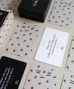 The Love Deck - Rock Your World - Relatietherapie In Speelse Vorm - 69 Truth Or Dare Kaarten - Leer Je Partner Beter Kennen -LEERZAME SPELLEN Verkoopwinkel 550x550 274