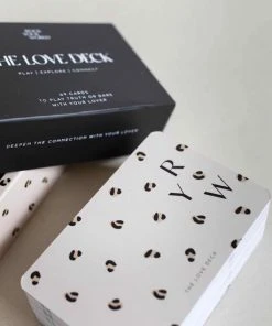 The Love Deck - Rock Your World - Relatietherapie In Speelse Vorm - 69 Truth Or Dare Kaarten - Leer Je Partner Beter Kennen -LEERZAME SPELLEN Verkoopwinkel 550x550 275