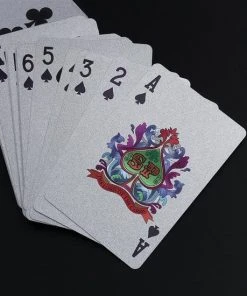 LuxeBass 24K Zilver Speelkaarten Plastic Poker Game Dek Folie Poken Pack Magische Kaarten Waterdichte Kaart Geschenkcollectie Gokken Bordspel - Pokerkaarten - Drankspel Kaarten -LEERZAME SPELLEN Verkoopwinkel 550x550 396