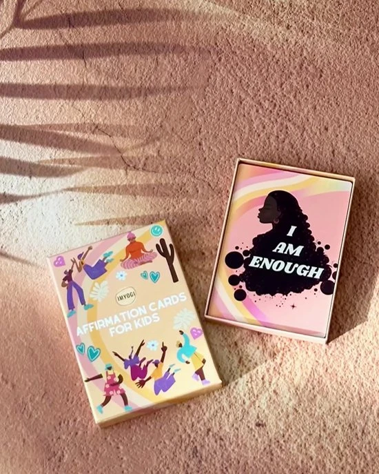 IMYOGI Positieve Bevestigingen Kaarten Voor Kinderen - Kindercadeautje Voor Kinderen - Positive Affirmation Cards For Kids - Yoga Mat Accessoires - Kerstcadeau - Kaartspel 4 IMYOGI Positieve Bevestigingen Kaarten Voor Kinderen - Kindercadeautje Voor Kinderen - Positive Affirmation Cards For Kids - Yoga Mat Accessoires - Kerstcadeau - Kaartspel - Afbeelding 2